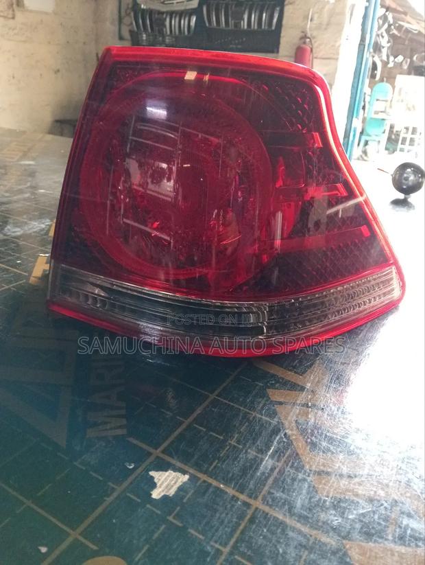 Tail Light Toyota Crown - main view