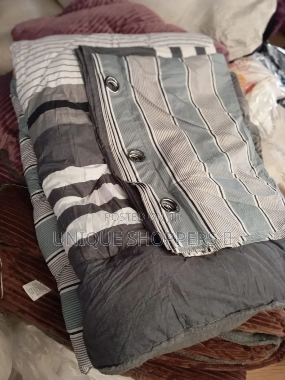 Warm Woolen Duvet With Matching *Curtains* . With 2 Bedsheet