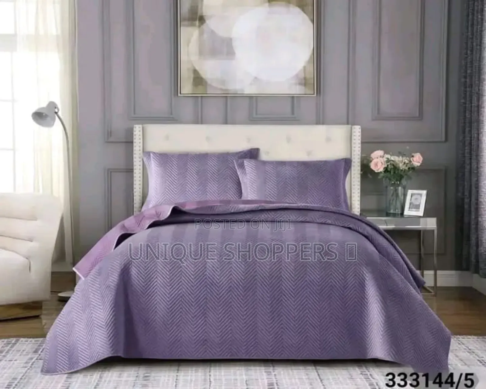 Soft *Velvet* Bedcovers 
With 2 Pillow Cases
Size *7/8*