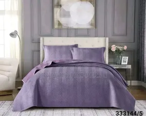 Soft *Velvet* Bedcovers 
With 2 Pillow Cases
Size *7/8*