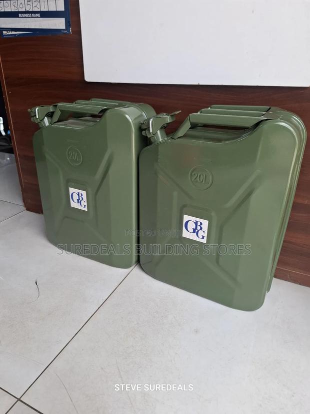 Petrol Jerry Can. 20ltrs - thumbnail 3