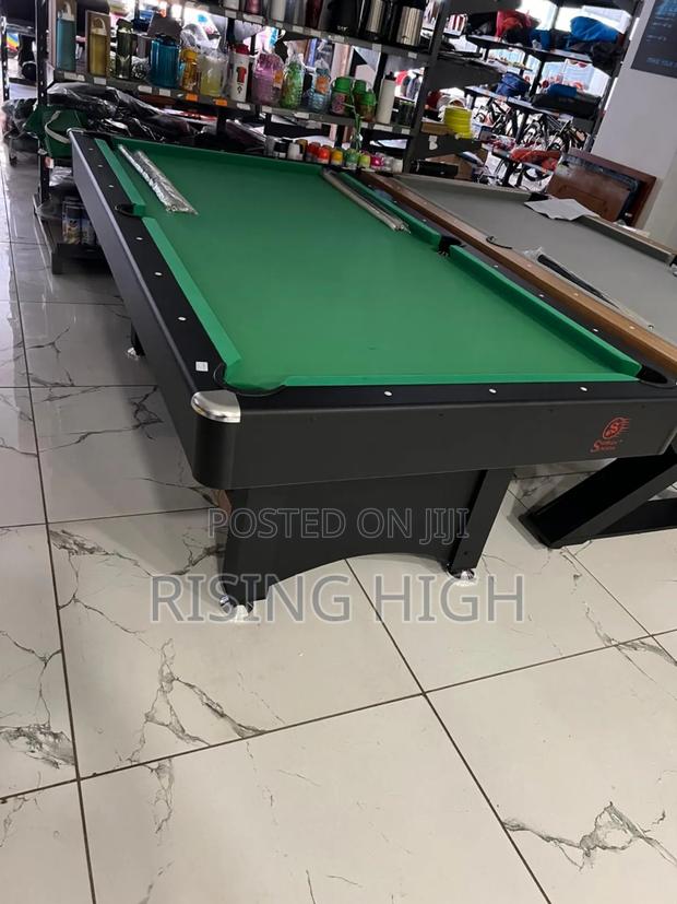 High Quality Billiards Table With Accessories