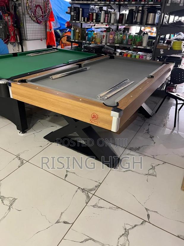 Standard Snooker Table for Indoor Entertainment