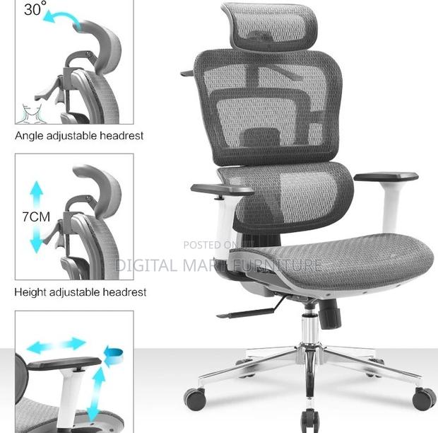 Office Chair: Black Armrest Office Chair - thumbnail 5