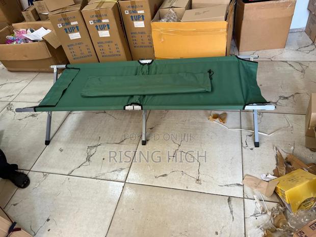 Portable Camping Bed – Easy to Carry - main view