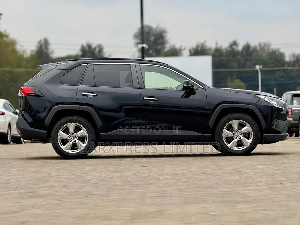 Toyota RAV4 2019 Black