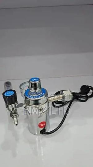Premium Co2 Regulator With Solenoid Control and Flow Meter - thumbnail 2
