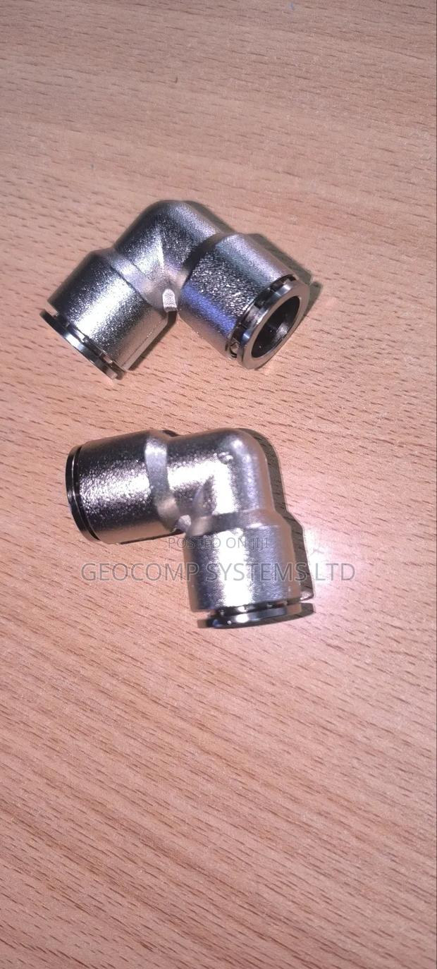 Pneumatic Elbow 16mm - main view