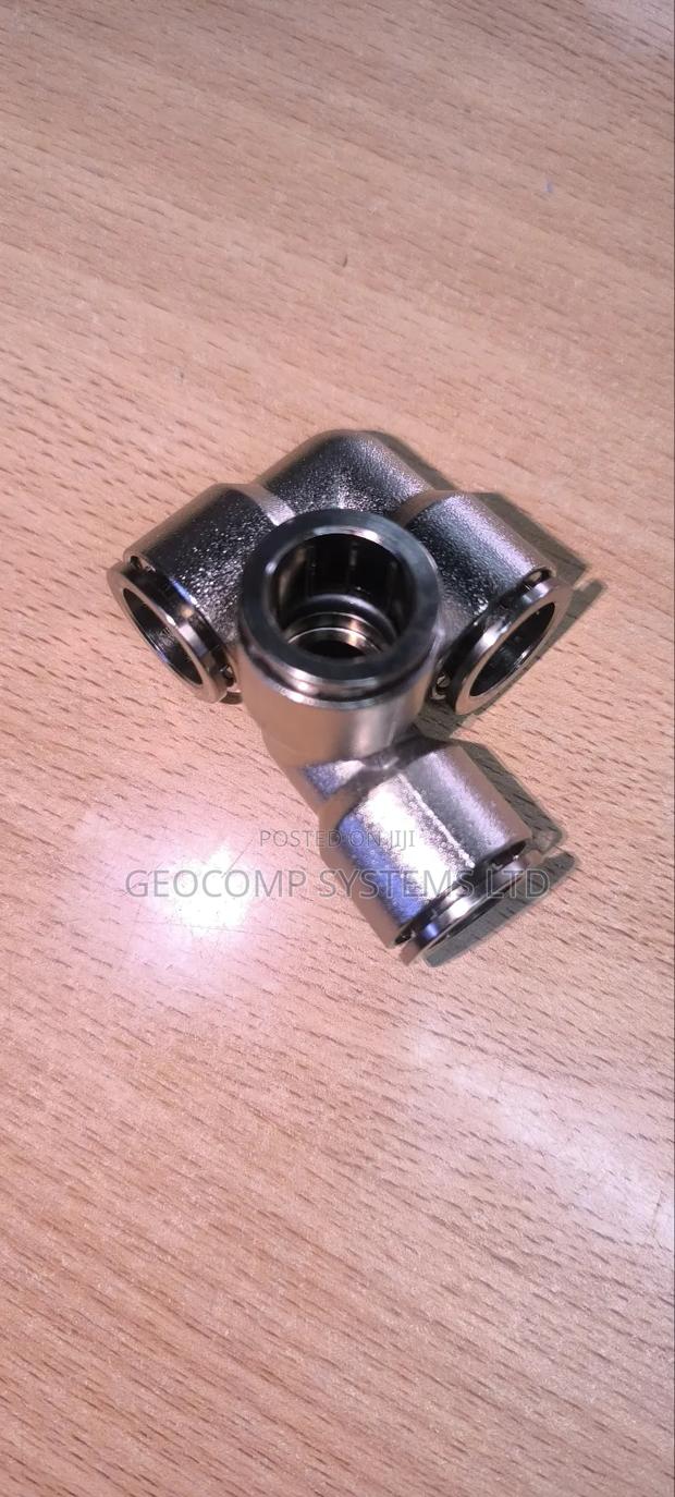 Pneumatic Elbow 16mm - thumbnail 3