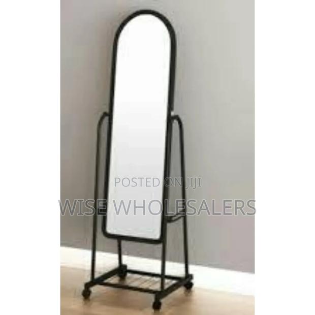 Dressing Mirror With Wheels 36cm***