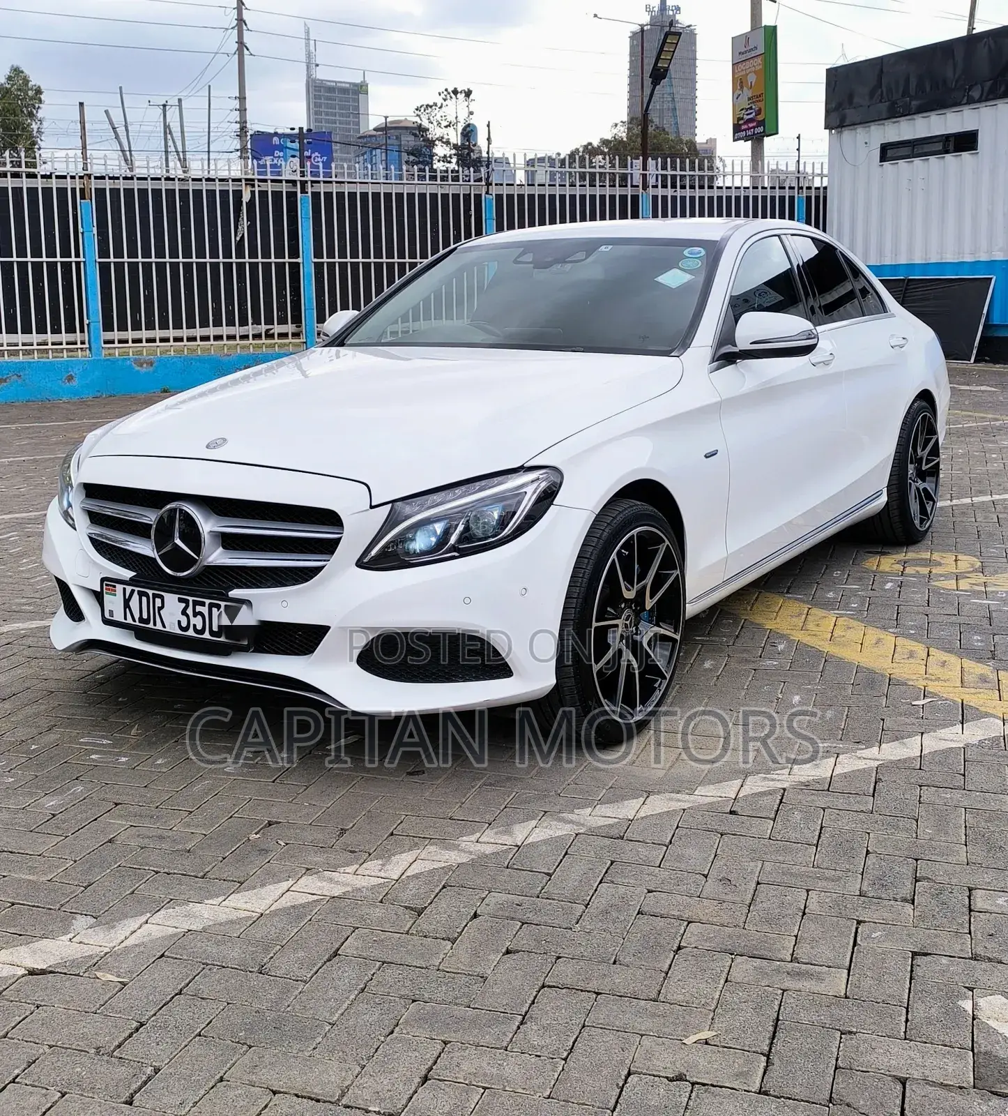 Mercedes-Benz C350 C350e Hybrid RWD 2017 Pearl