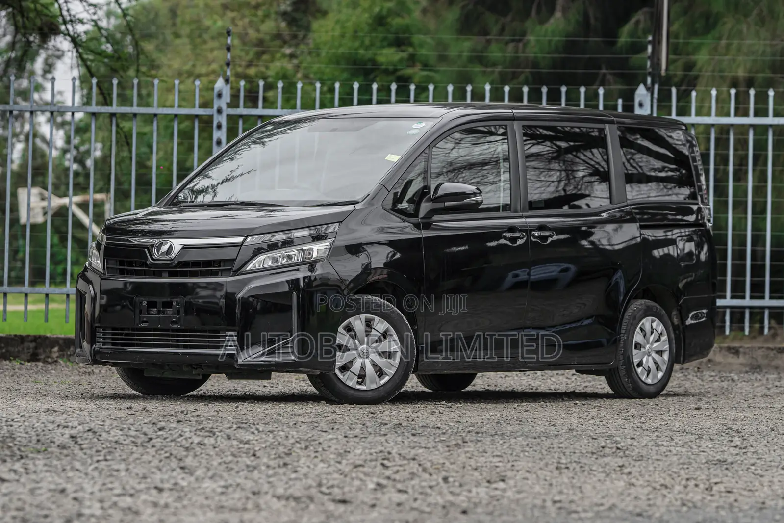 Toyota Voxy 2018 Black