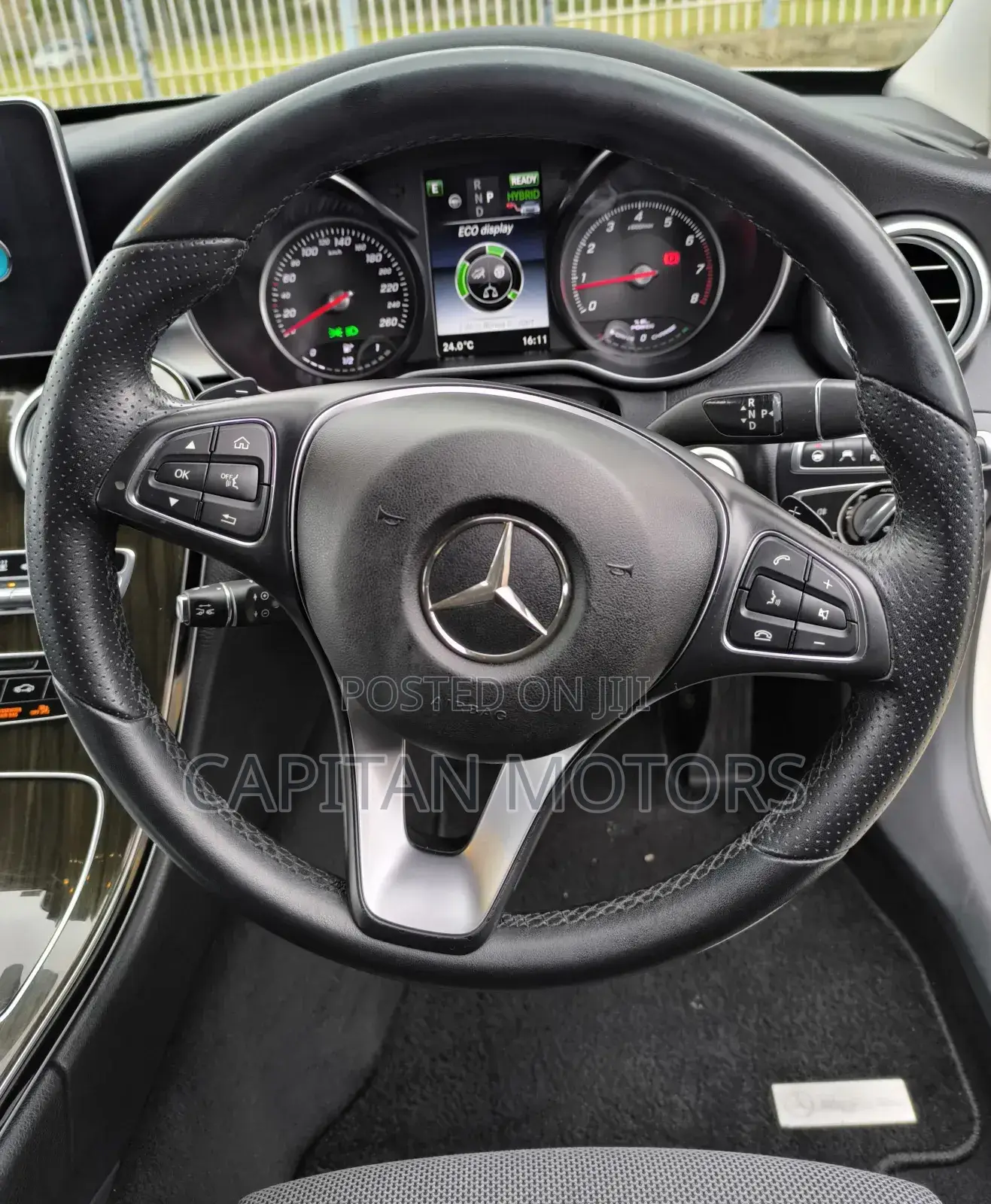 Mercedes-Benz C350 C350e Hybrid RWD 2017 Pearl