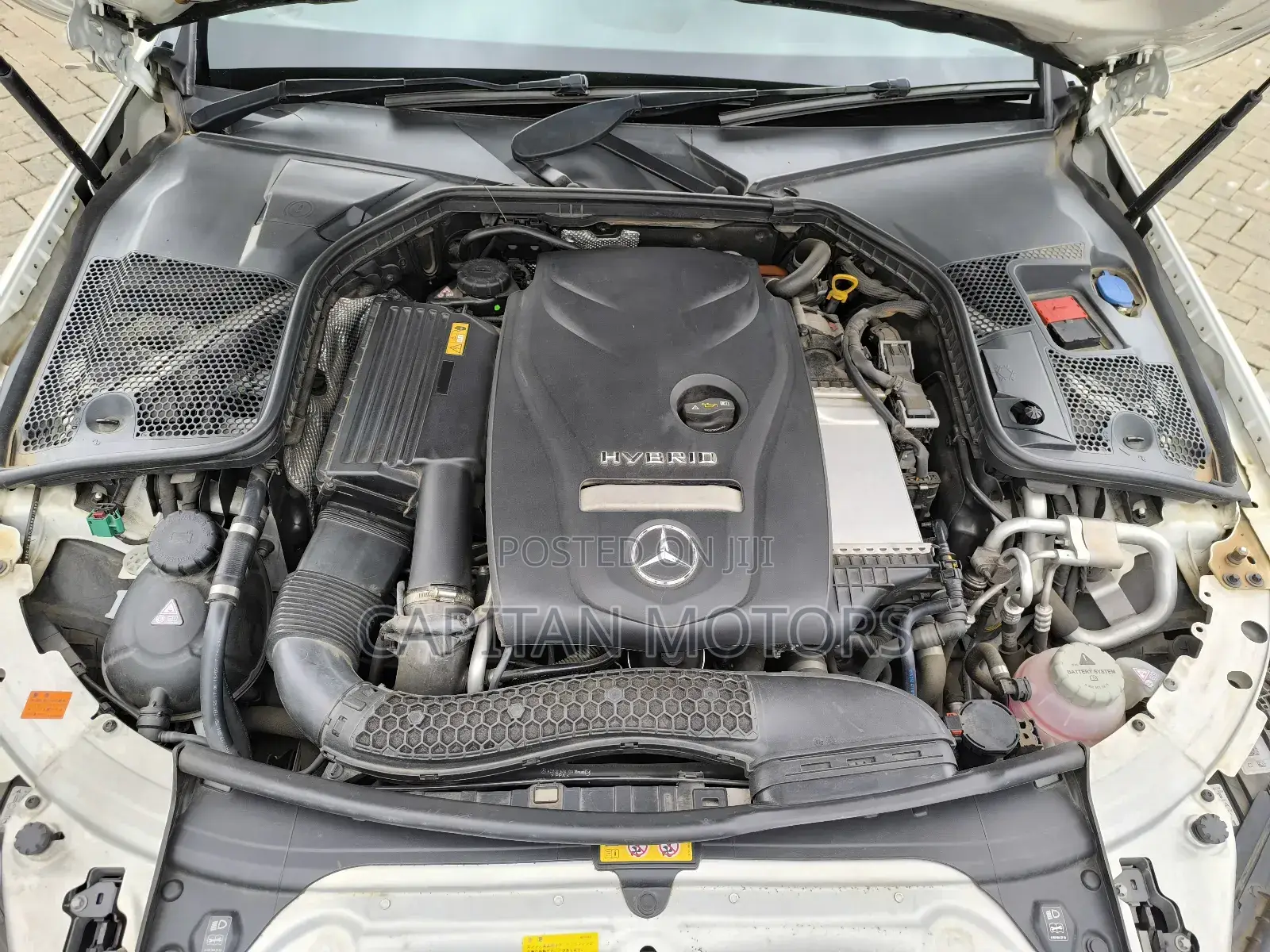 Mercedes-Benz C350 C350e Hybrid RWD 2017 Pearl