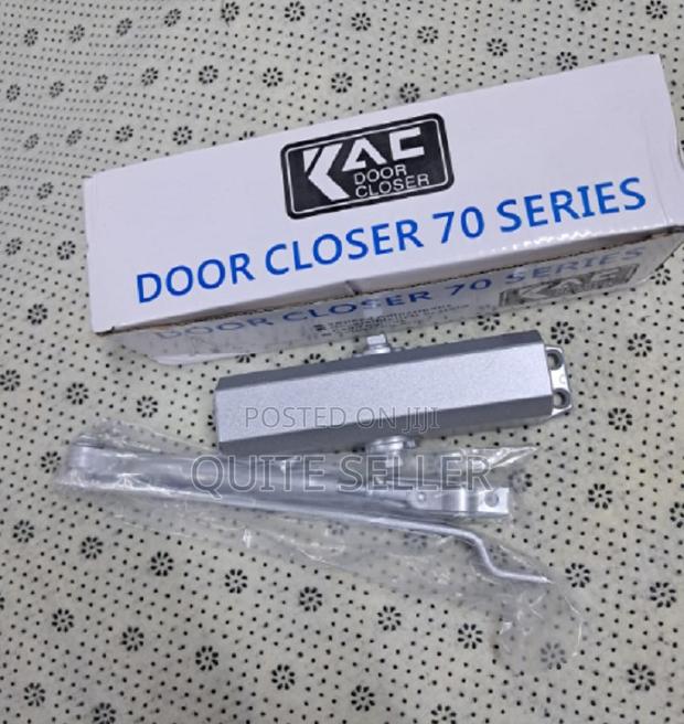 Smart Hydraulic Door Closer for Home/Office/Wide 180 Degree Opening - main view