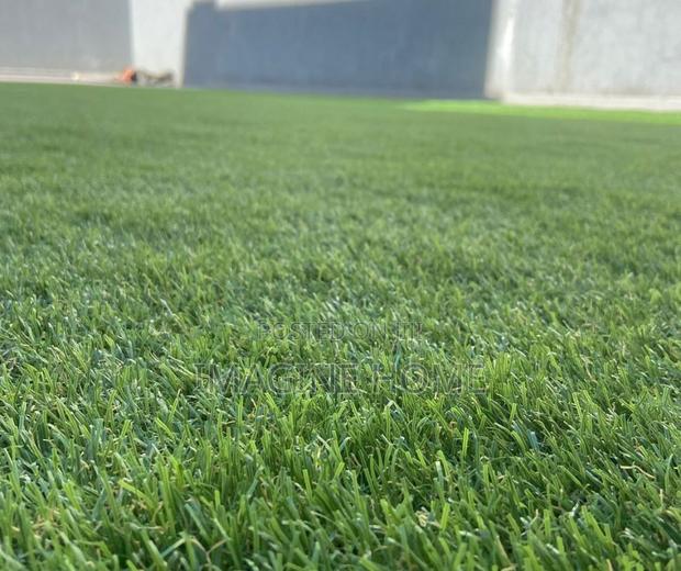 Soft and Realistic Artificial Turf Grass Carpet
