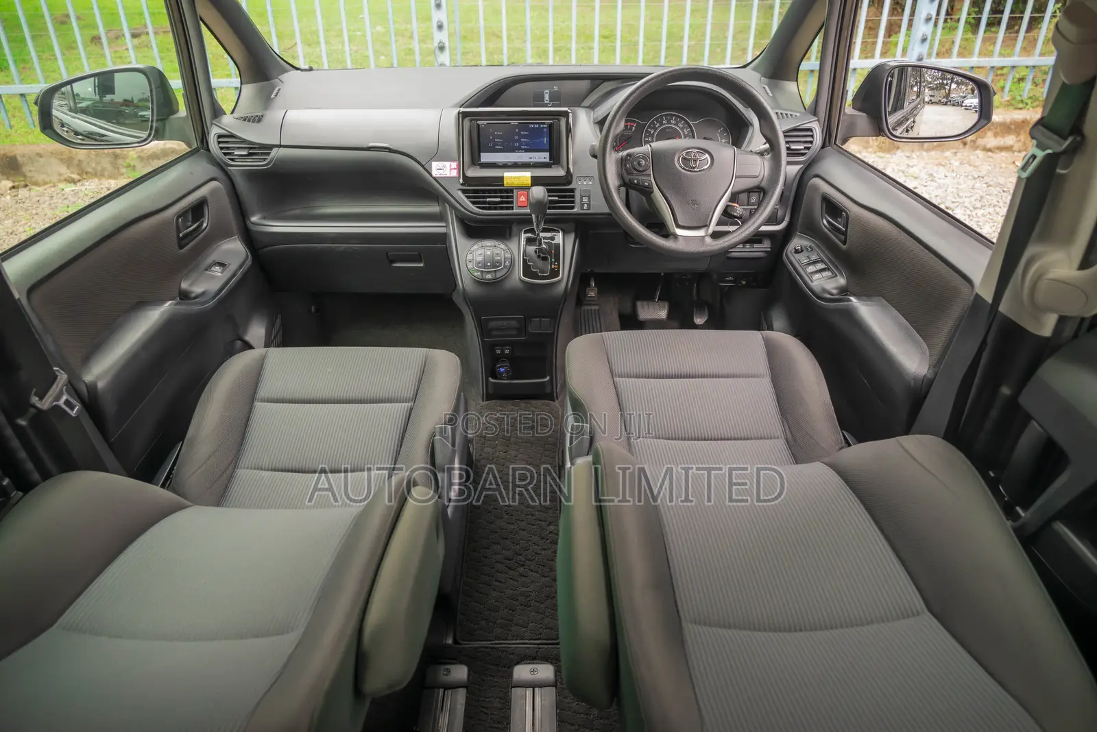 Toyota Voxy 2018 Black