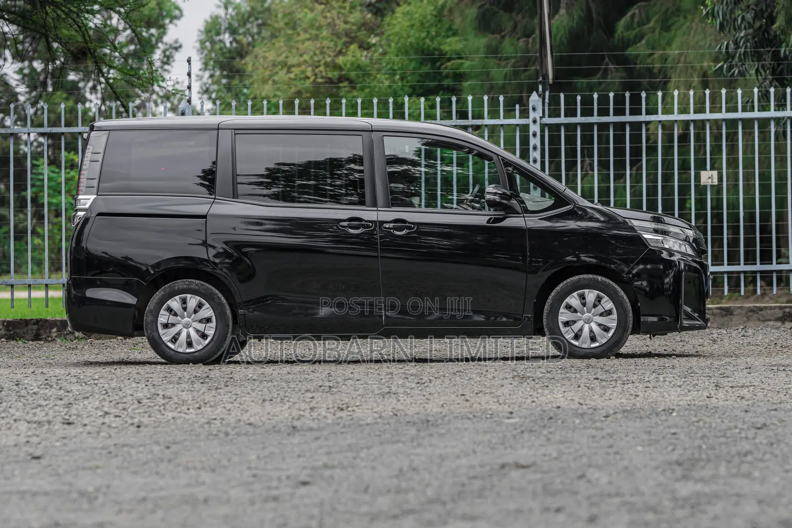 Toyota Voxy 2018 Black