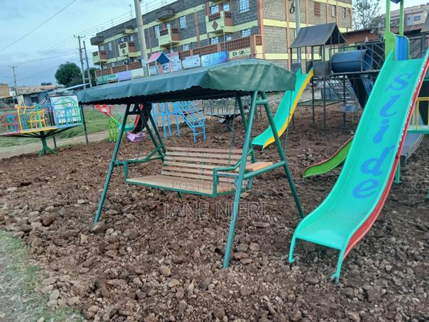 Family Swing - main view