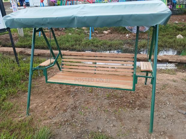 Family Swing - thumbnail 3