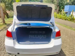 Subaru Legacy 2012 White