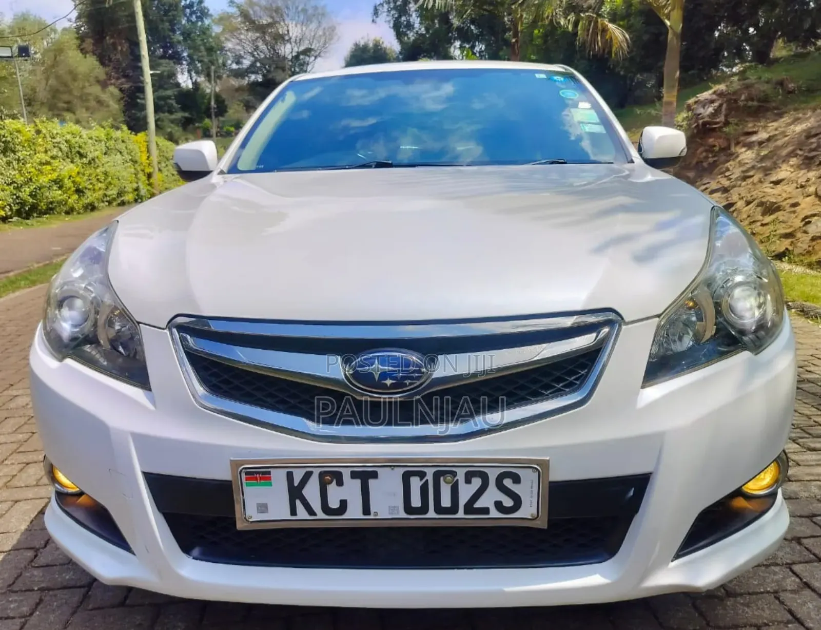 Subaru Legacy 2012 White