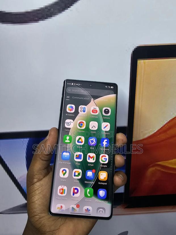 Tecno Camon 30S Pro 256 GB Silver - thumbnail 4