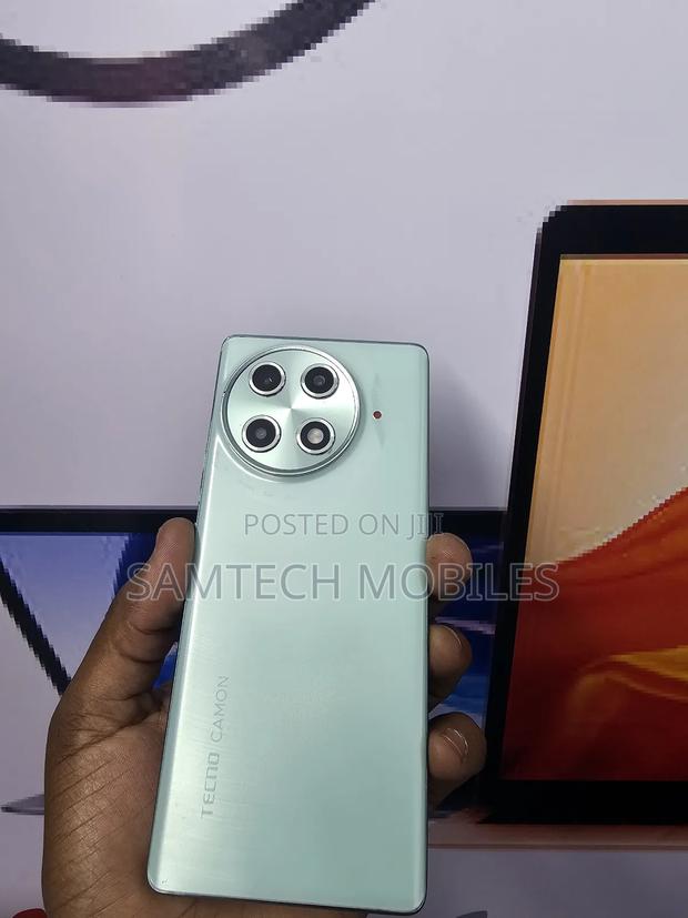 Tecno Camon 30S Pro 256 GB Silver - thumbnail 5