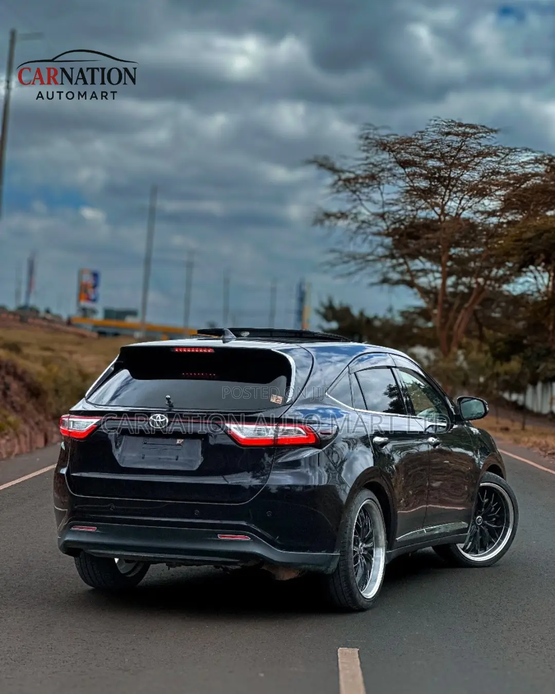 Toyota Harrier 2.0 4WD 2018 Black