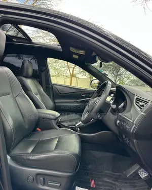 Toyota Harrier 2.0 4WD 2018 Black