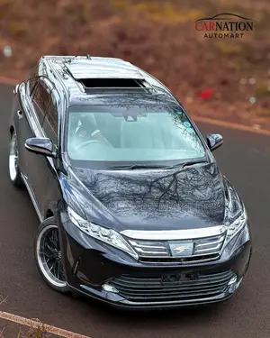 Toyota Harrier 2.0 4WD 2018 Black