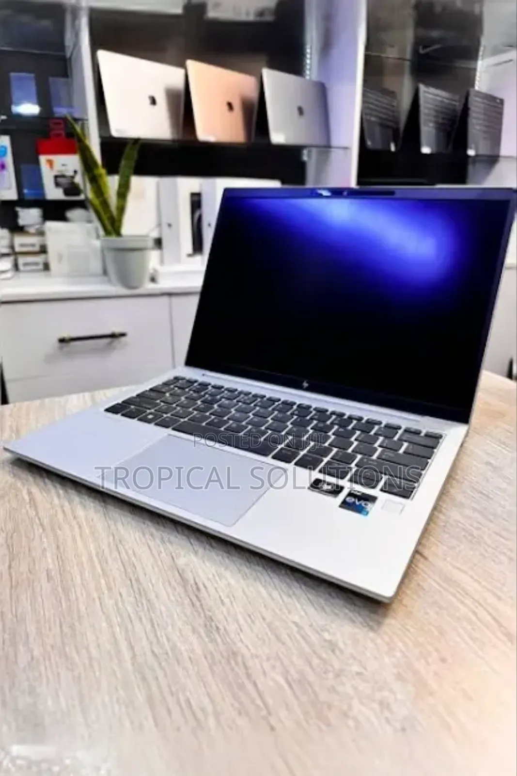 New Laptop HP EliteBook 830 G9 16GB Intel Core I7 SSD 1T