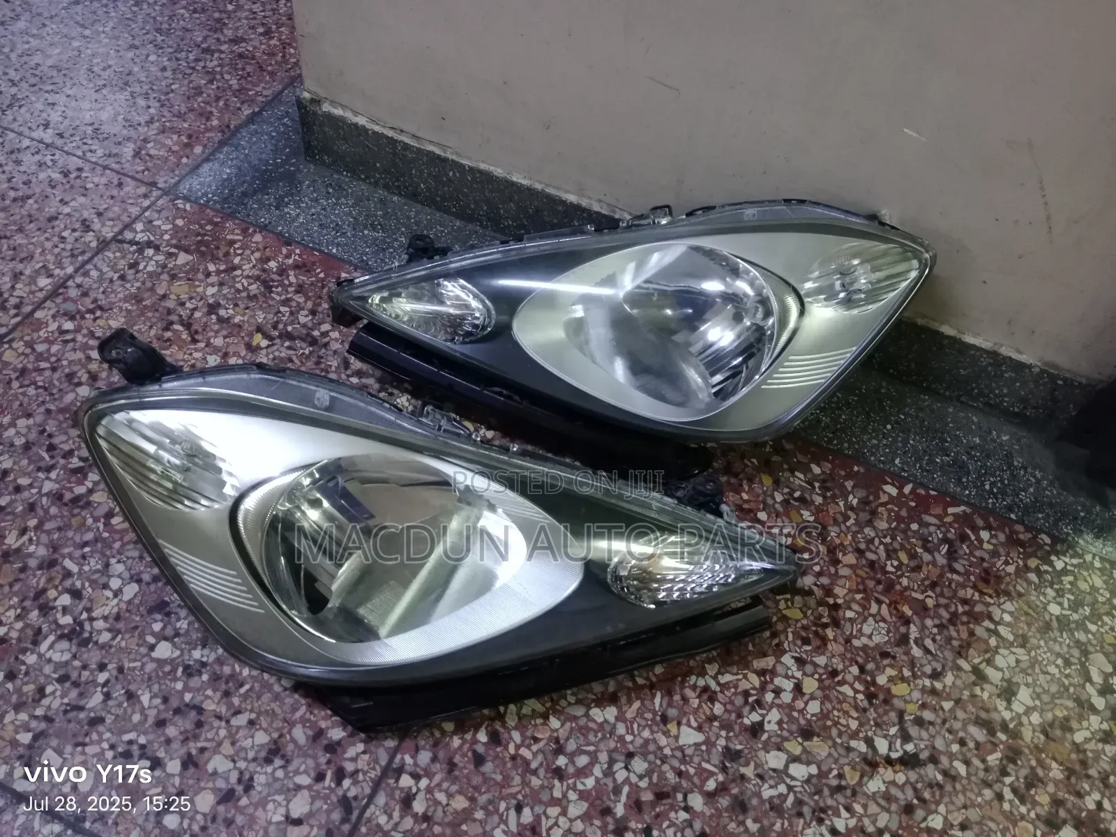 Honda Fit 2008 Non Xenon Headlight (Price Each)