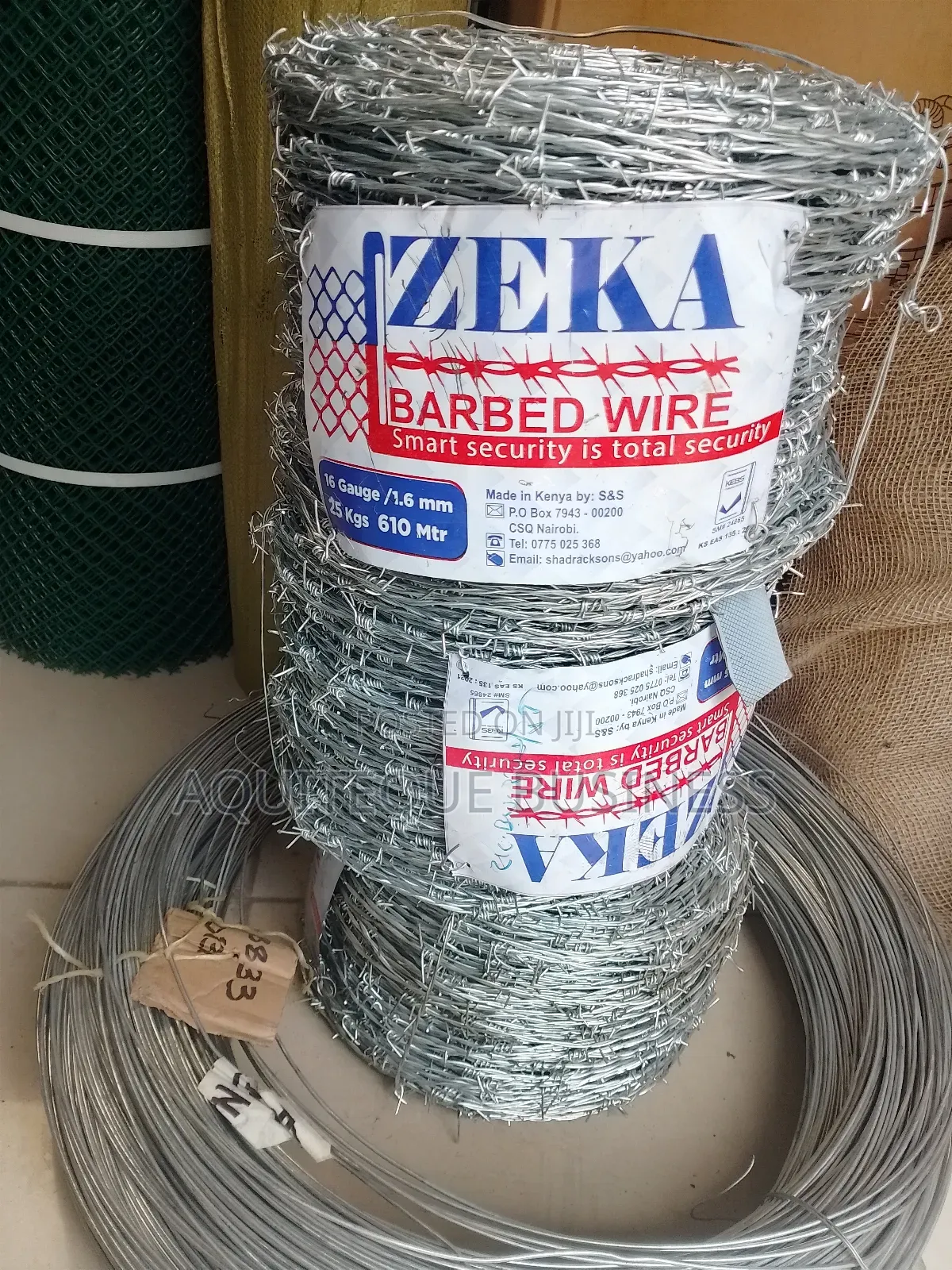 Galvanized Barbed Wire 610m