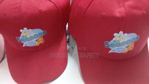 Red Hats With Logos - thumbnail 2