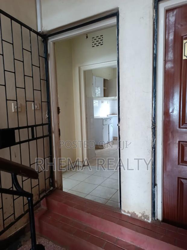 Huge Office Space - main view