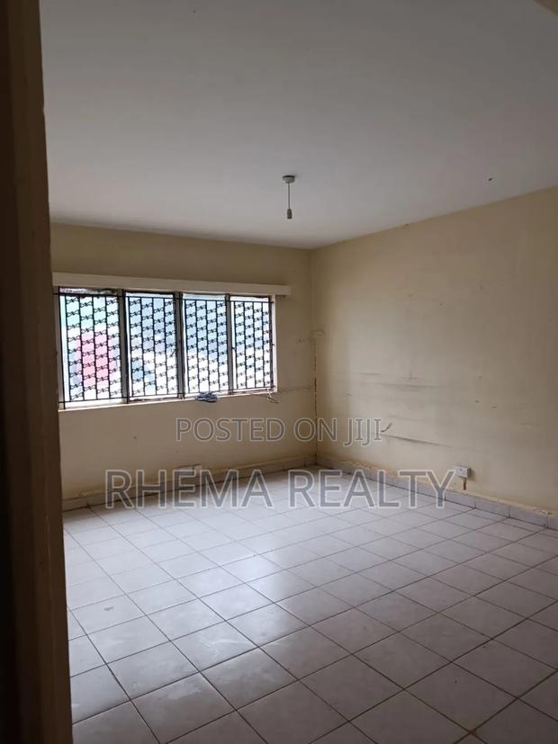 Huge Office Space - thumbnail 4