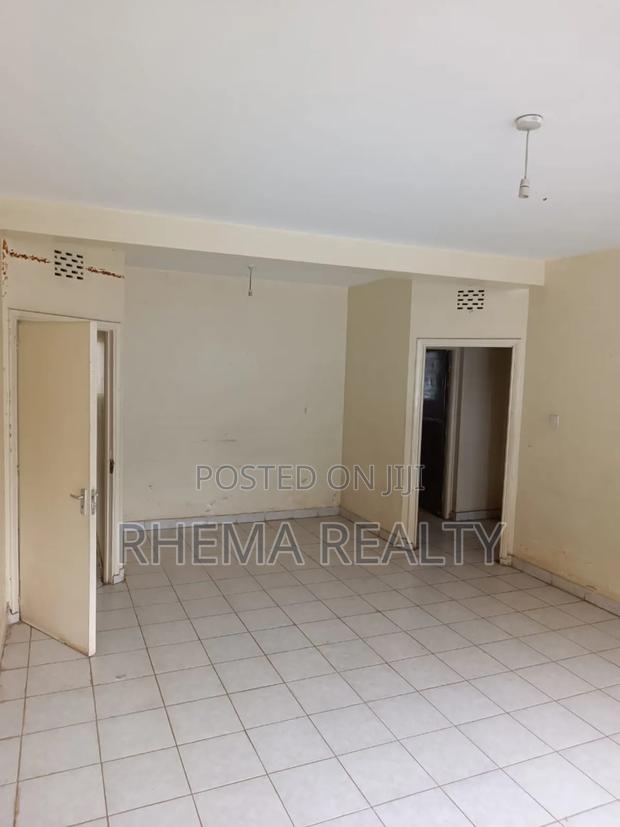 Huge Office Space - thumbnail 5