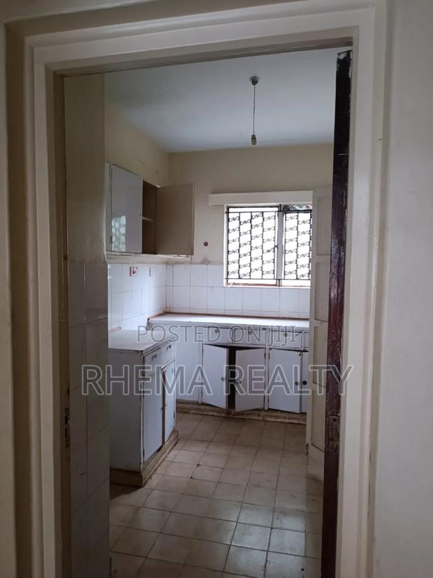 Huge Office Space - thumbnail 6