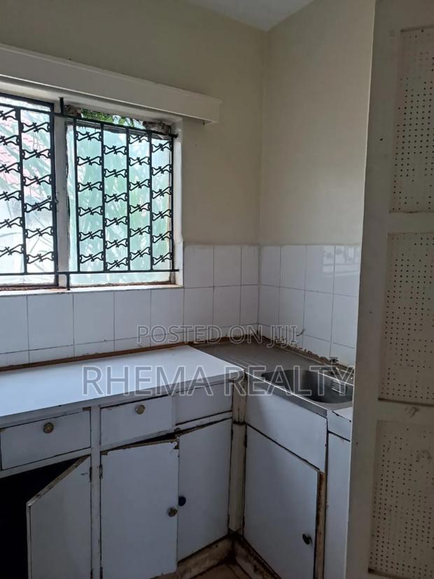 Huge Office Space - thumbnail 9