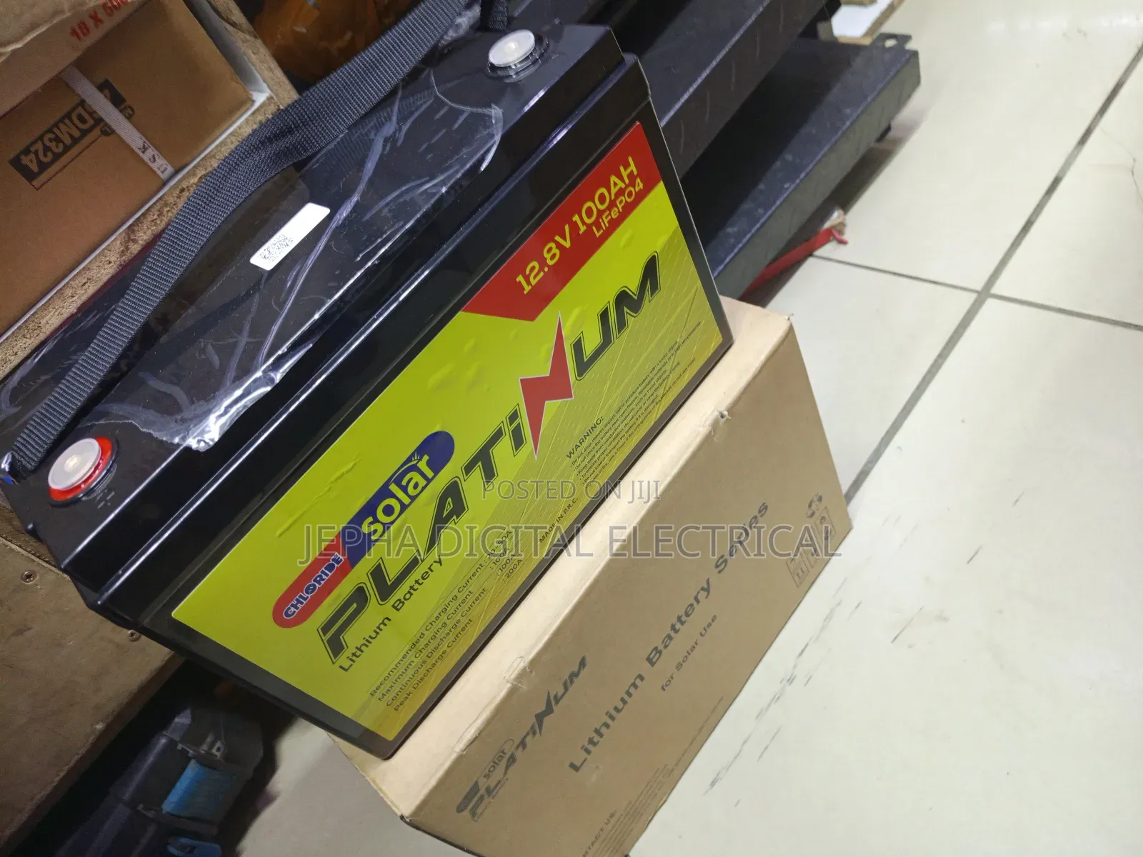 12.8v100 Ah Lithium Battery