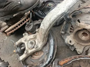 Front Hub Mark X/ Crown 2wd