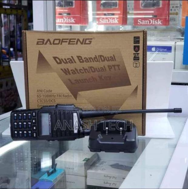 Baofeng Uv 82 Long Range Dual Radio Call Walkie Talkie