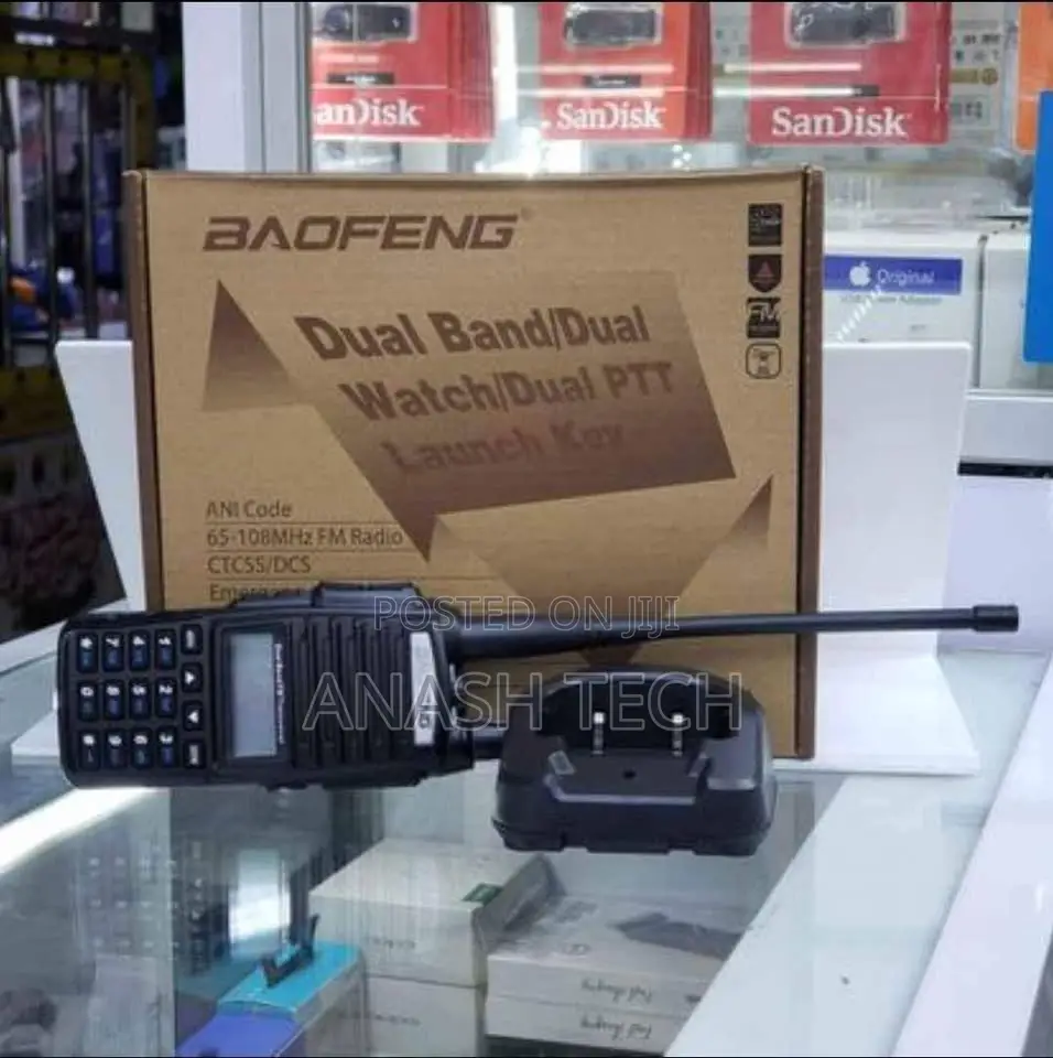 Baofeng Uv 82 Long Range Dual Radio Call Walkie Talkie