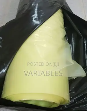 Durable, Uv-Stabilized Polythene Sheet That Traps Warmth Blocks Rain