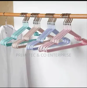 10 PCS Hangers a Set Non Slip Good Quality for Space Saving.