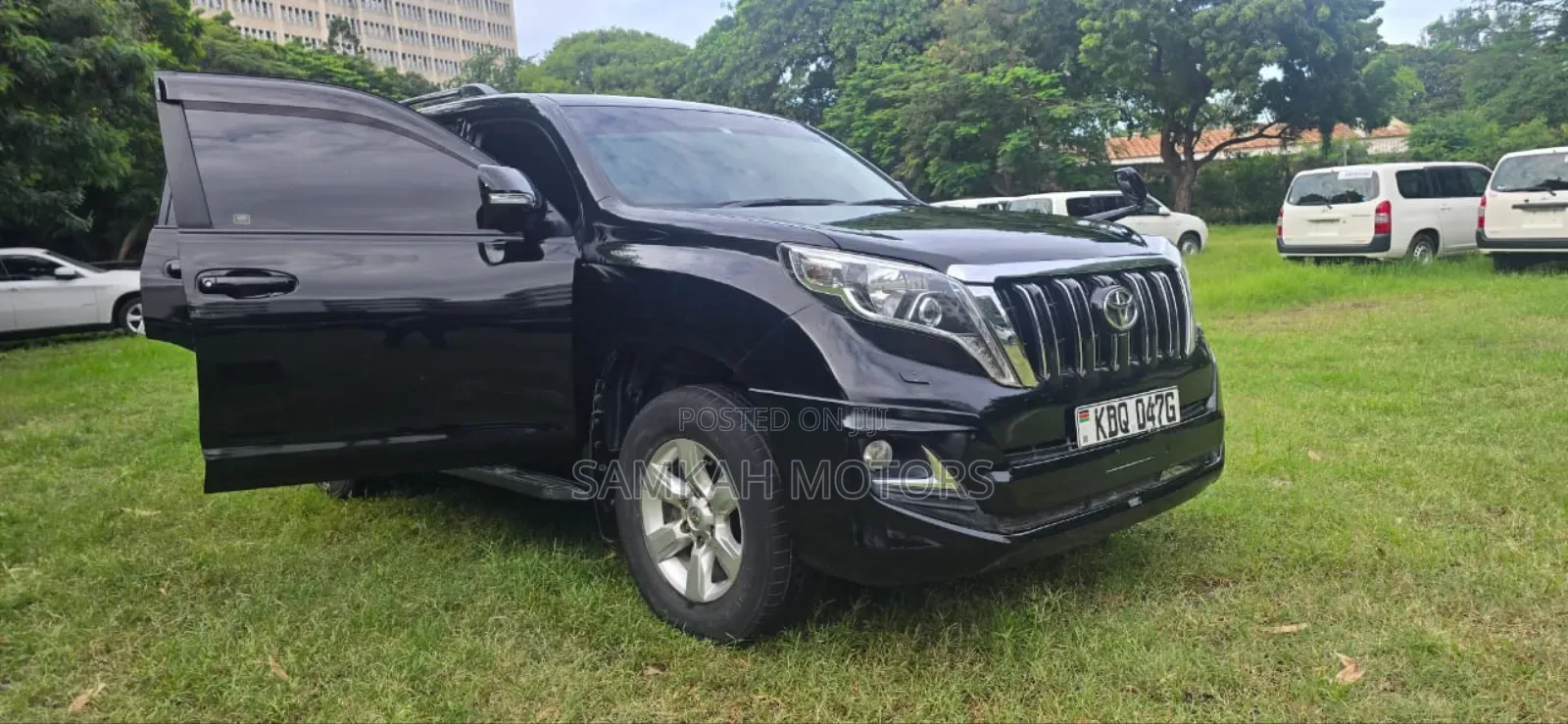 Toyota Land Cruiser Prado 2017 Black