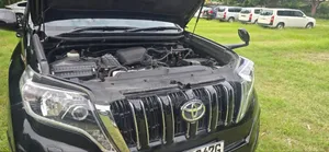 Toyota Land Cruiser Prado 2017 Black