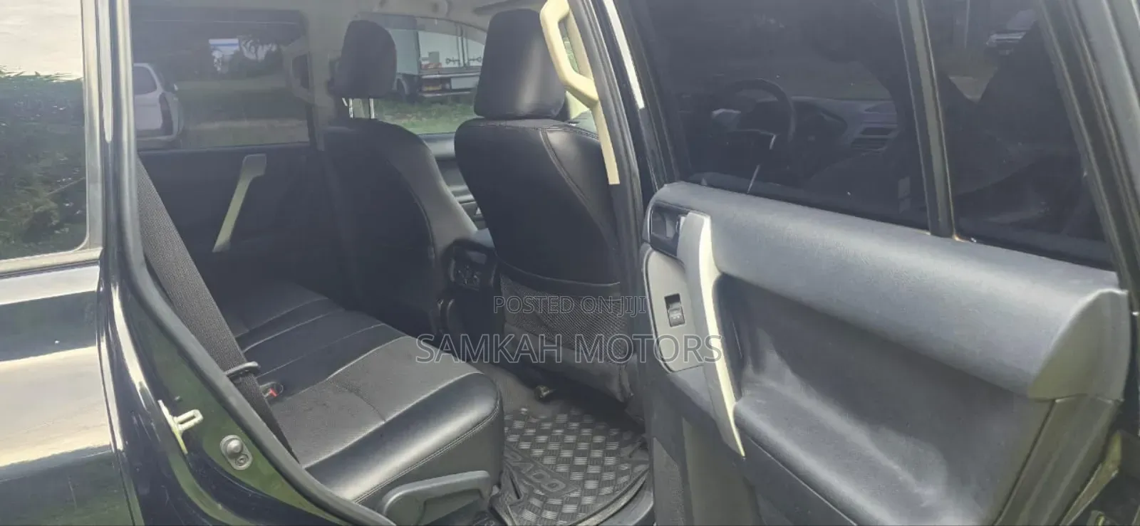 Toyota Land Cruiser Prado 2017 Black