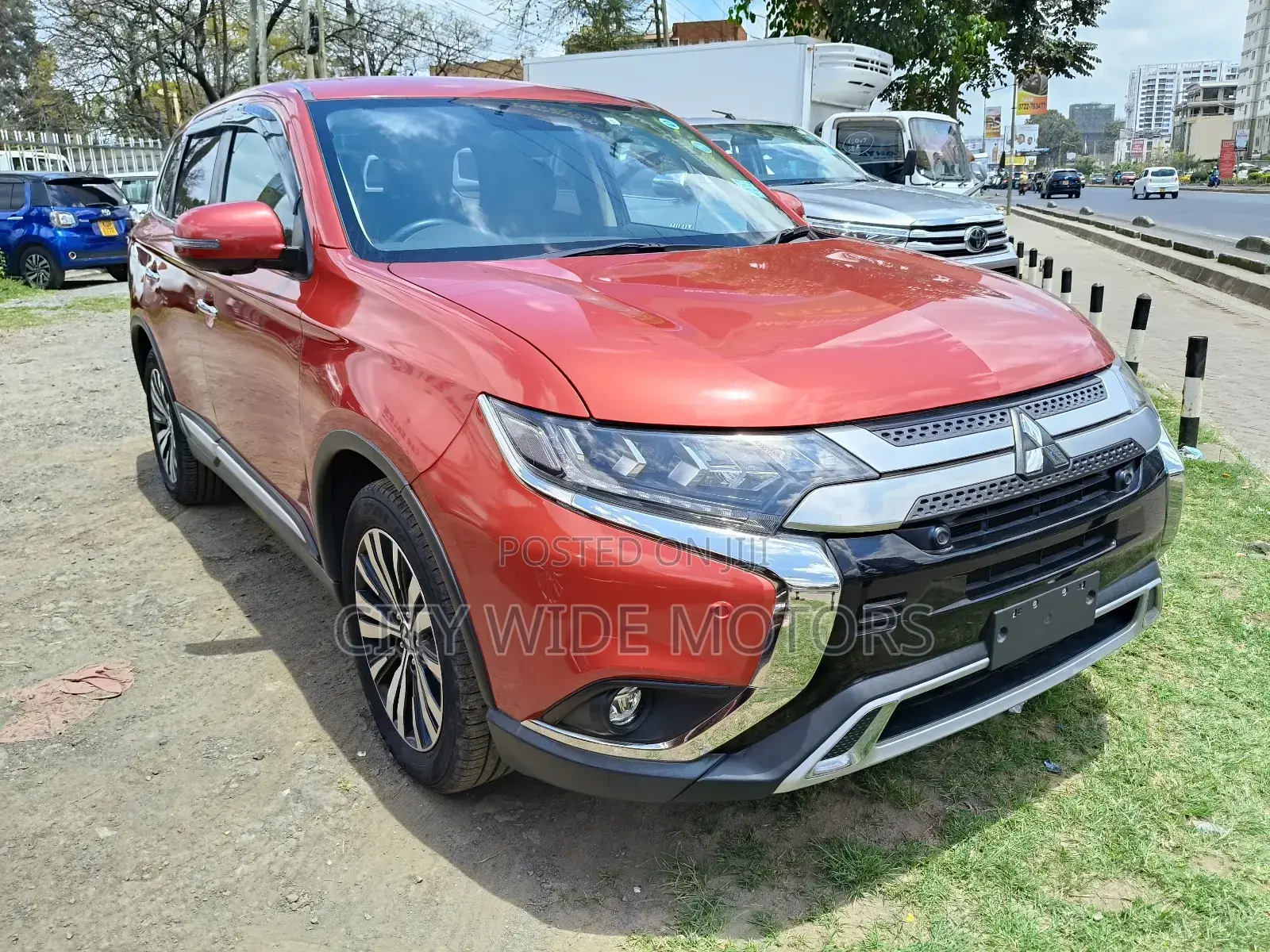 Mitsubishi Outlander 2019 Red